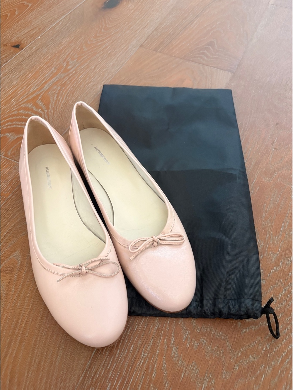Burberry Pink Leather Ballet Flats Bow Detail Classic Chic Size 8.5